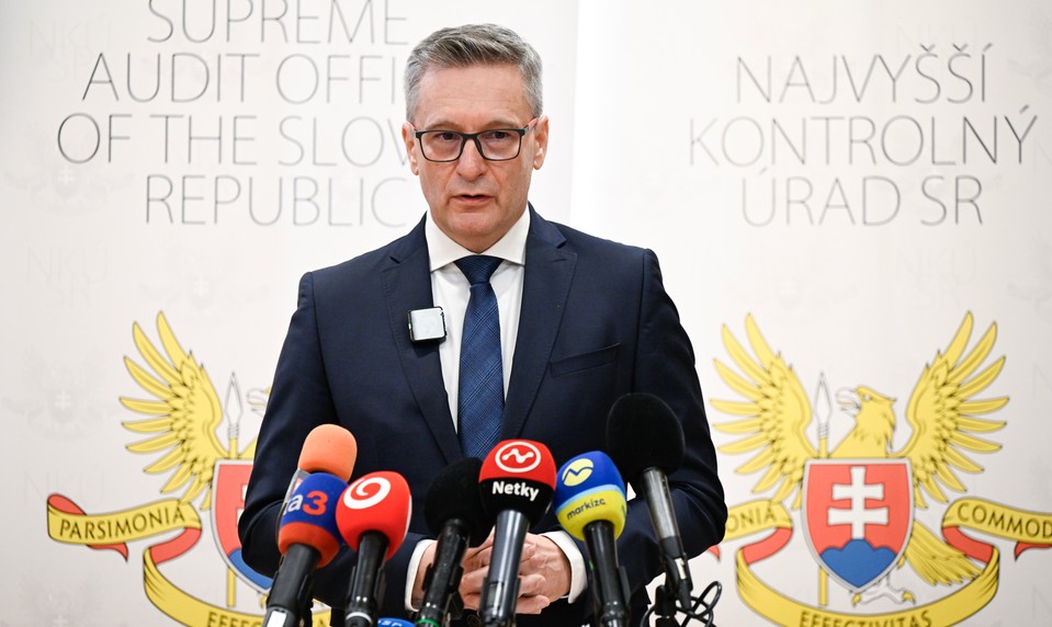 NKÚ: Rezort obrany porušoval zákon, 99-tisíc eur bolo pridelených neoprávnene