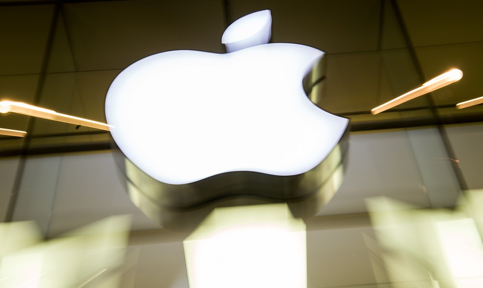 Apple má problém so skladacím telefónom. Zatiaľ nevie vyriešiť kľúčovú vec