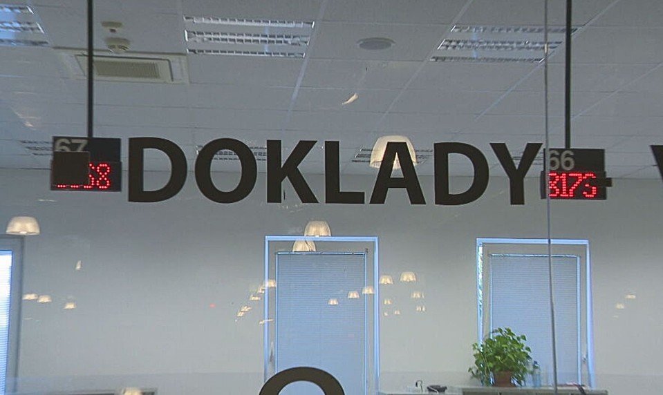 Hodiny v rade alebo pár minút kvôli pasu? Na úradoch rozhoduje jedno kliknutie