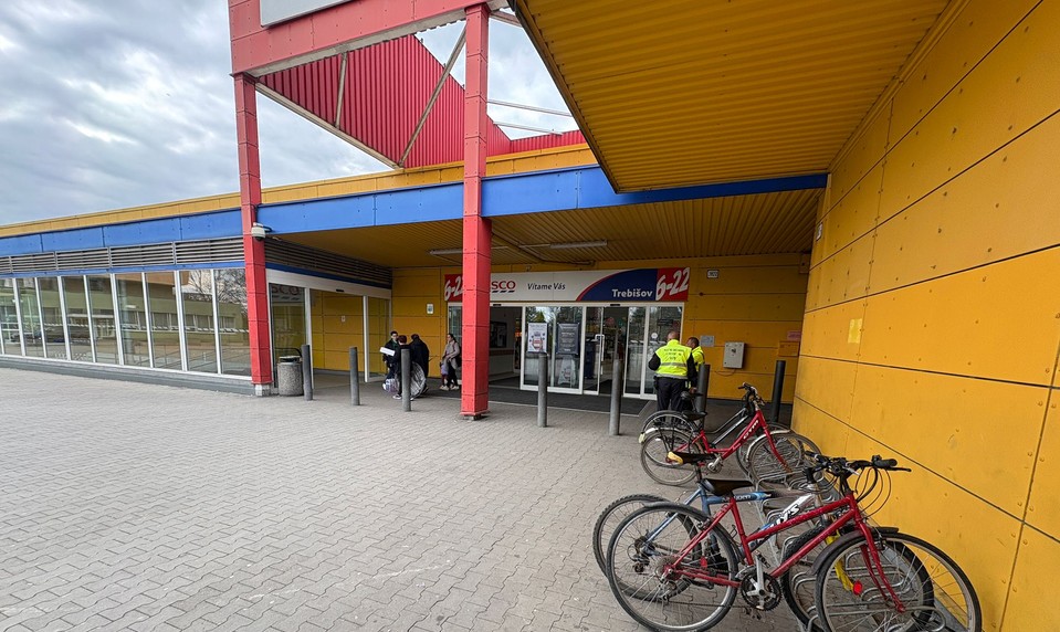 Incident v Trebišove: Páchateľ mal zaútočiť na svoju bývalú právničku