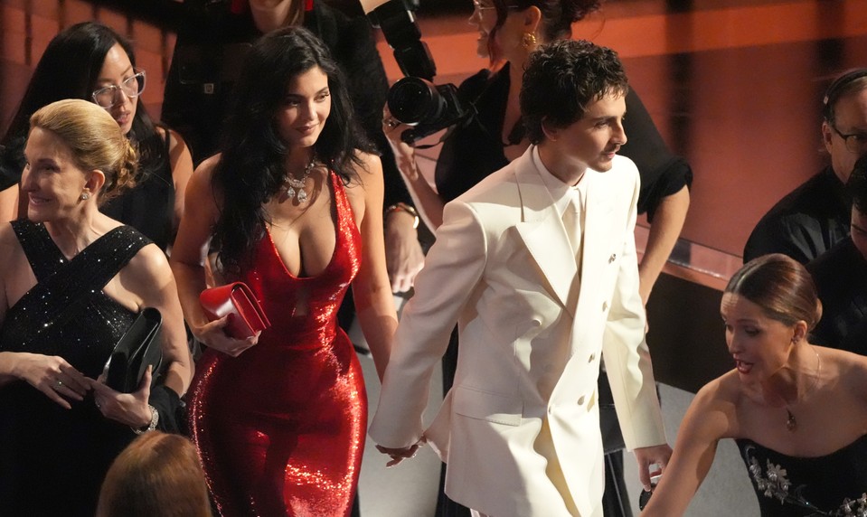 Oscarový večer ukázal, že rozhoduje aj kampaň. Výroky a politika môžu zamiešať kartami