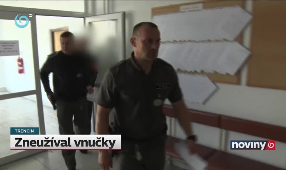 Zneužíval vnučky