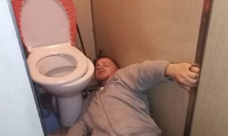 Slovenského herca ratovali záchranári. Pri záchode ho našla jeho stará mama