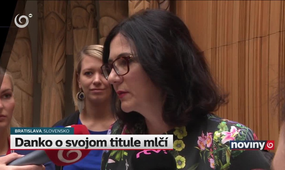 Danko o svojom titule mlčí