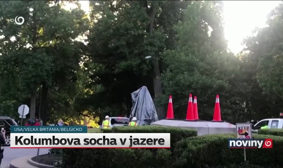 Kolumbova socha v jazere