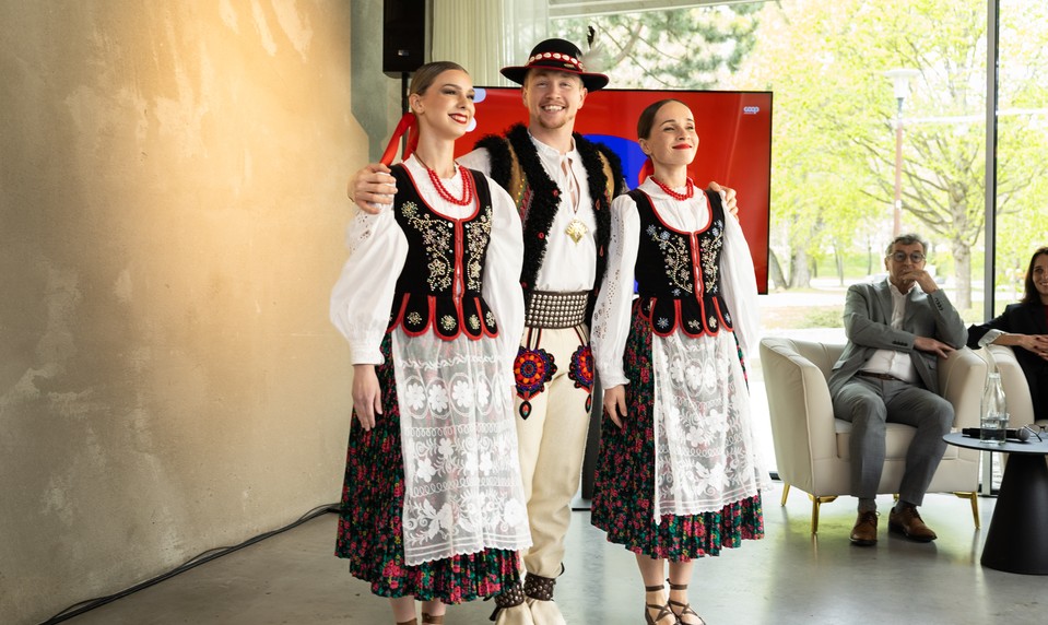 Slováci veria COOP Jednote. Predstavuje pre nich istotu nákupu potravín slovenského pôvodu