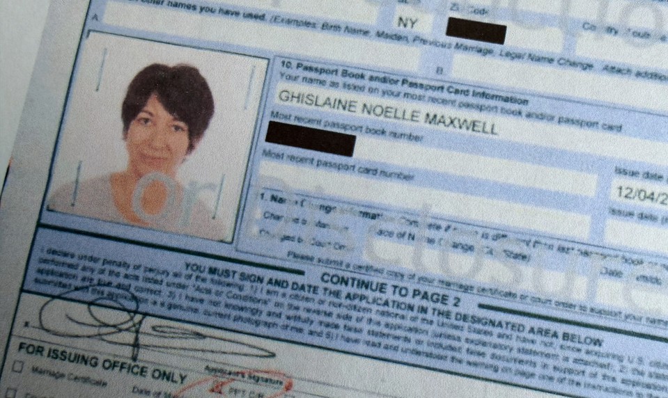 Epsteinova spoločníčka Maxwellová odmietla odpovedať na otázky zákonodarcov