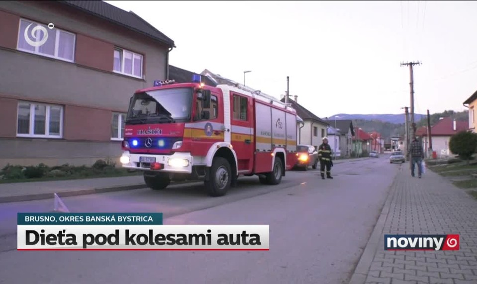 Dieťa pod kolesami auta
