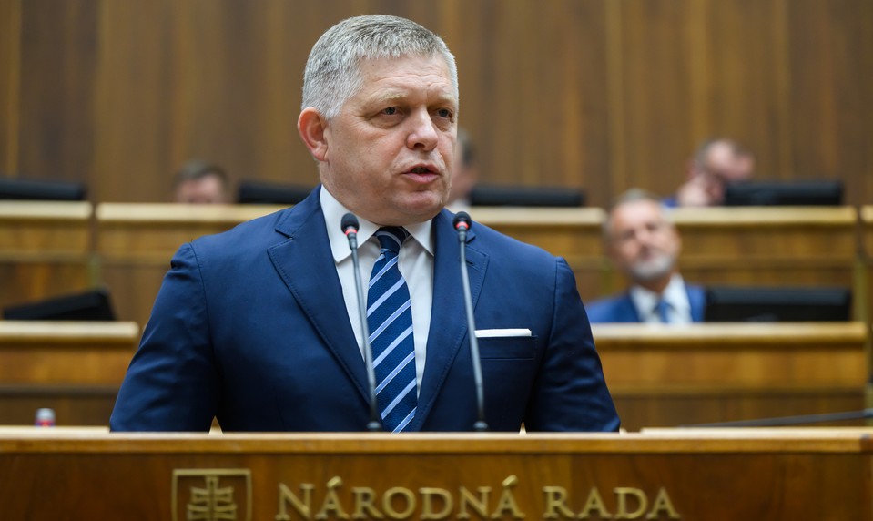 Vláda žiada parlament o dôveru. Fico: Robíme dobrú robotu, pokiaľ ide o konsolidáciu