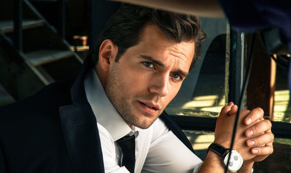 Henry Cavill je otcom: Jeho partnerke na ruke pribudol obrovský kameň!