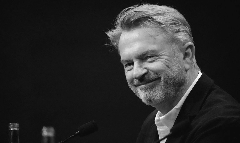 Zomrel herec Sam NEILL, ktorého preslávil Jurský park