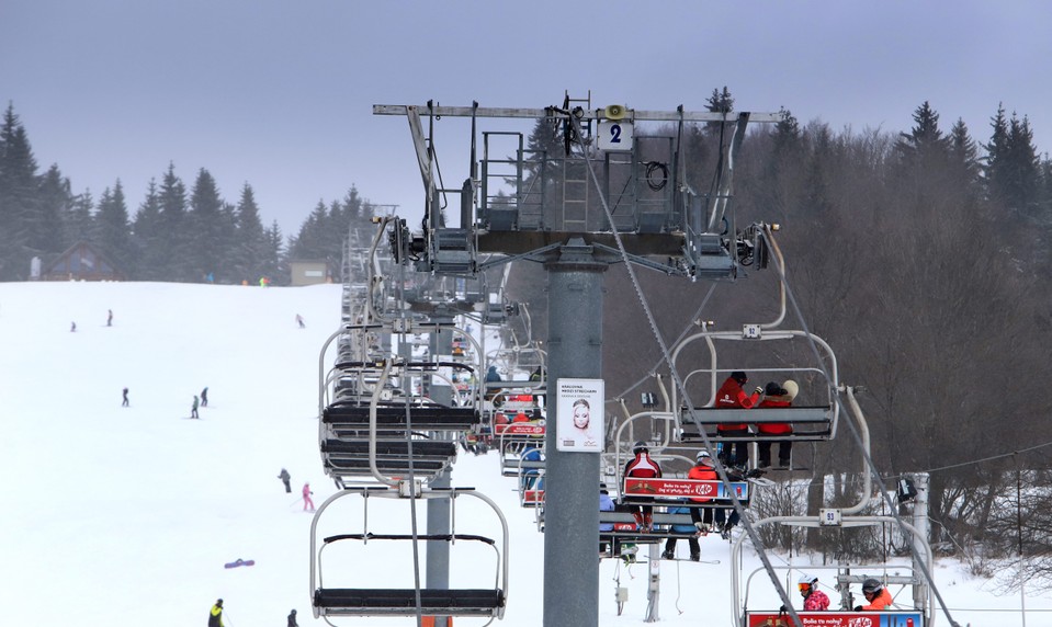 11-ročný chlapec vypadol z lanovky. Na mieste zasahovali leteckí záchranári