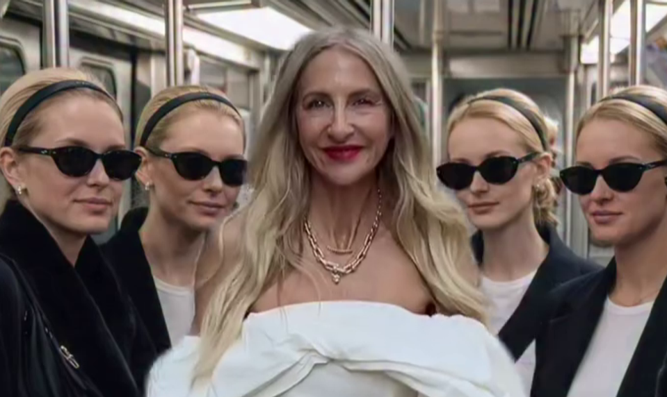 Obliekajte sa štýlovo bez ohľadu na vek: 5 zásad, ktoré by mala poznať každá zrelá žena!