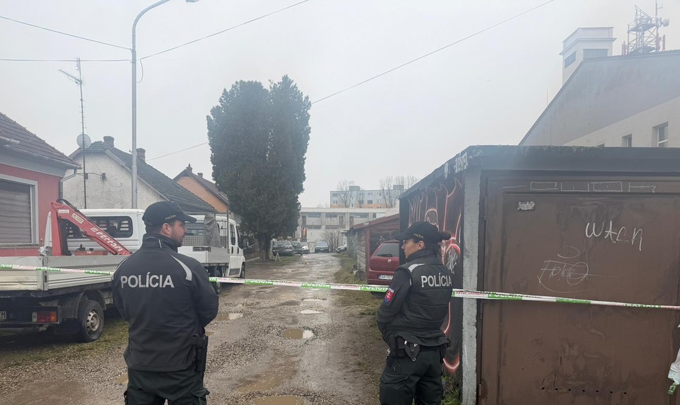 Tragédia v Leviciach. Polícia potvrdila nález dvoch tiel