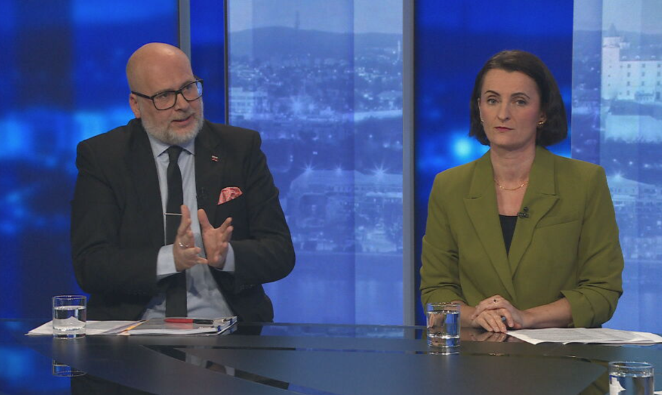 Analýzy 24: Kaliňák odmieta chaos vo verejnej správe, Hanuliaková vidí nepripravenosť vlády