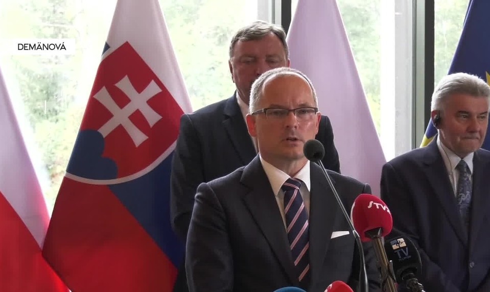 Tlačová beseda po stretnutí výborov V4 pre financie