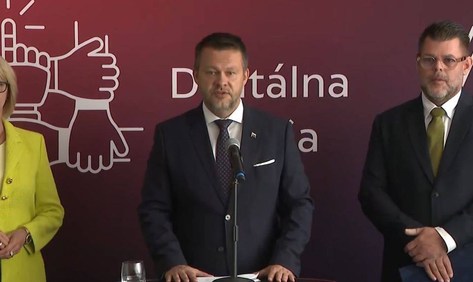 Tlačová beseda ministra Migaľa: Národný projekt Online žiak