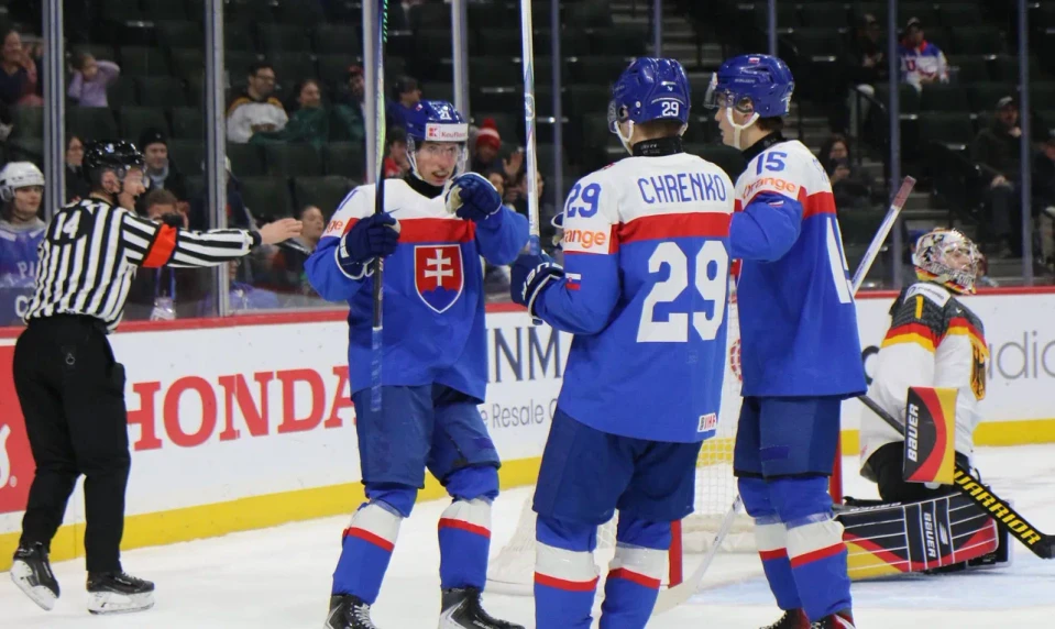 Slováci si pripísali prvú výhru, Chrenko hattrickovým hrdinom