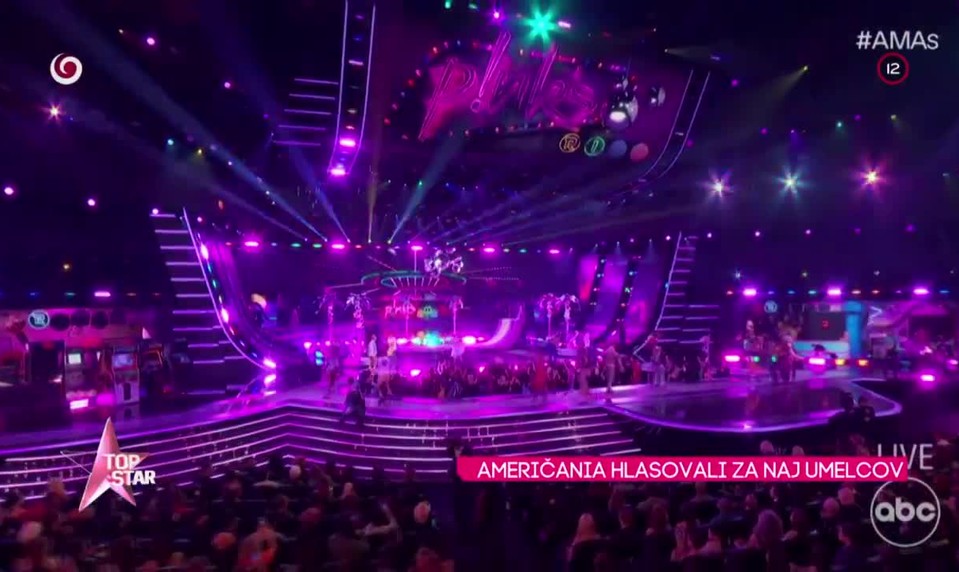 AMERIČANIA HLASOVALI ZA NAJ UMELCOV