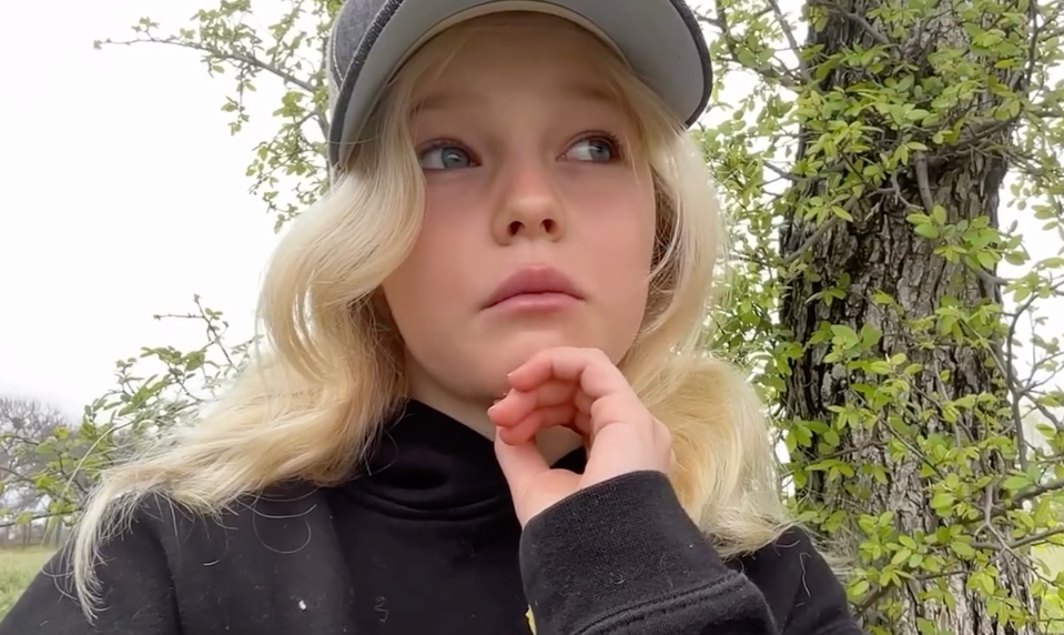 TOTO zlomí srdce každému! Po smrti len 48-ročného herca mu nahrala odkaz jeho 9-ročná dcéra!