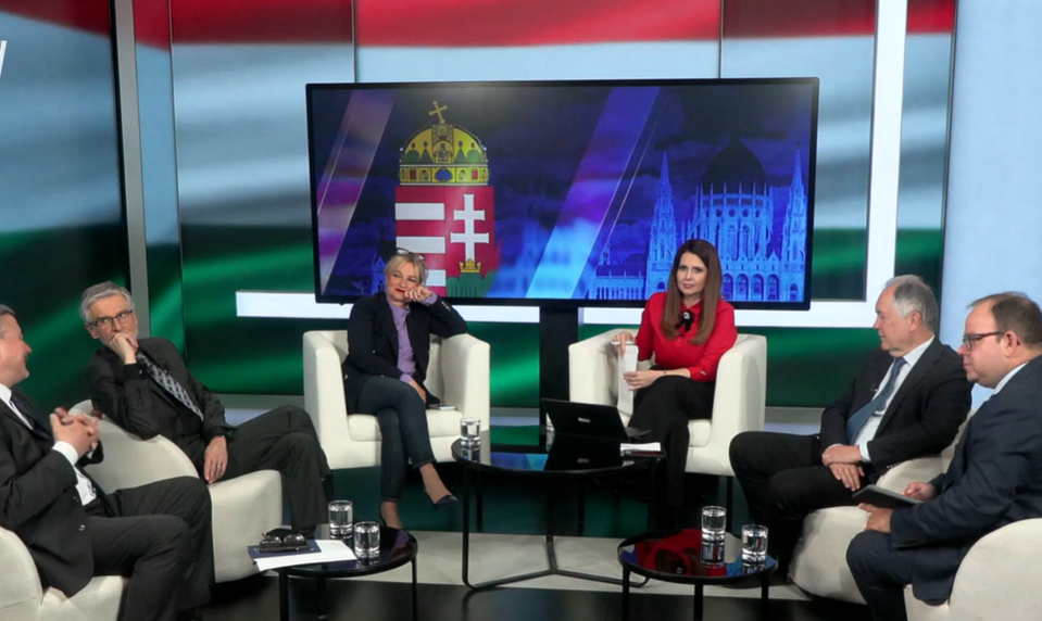 Štúdio 24: Víťazom volieb je Péter Magyar