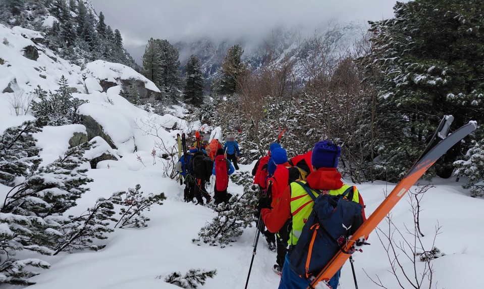 Dvaja mŕtvi po páde lavíny vo Vysokých Tatrách