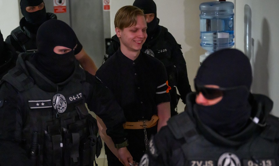 Obžalovaný v prípade útoku na gymnáziu odmietol vinu. S výpoveďou chce počkať