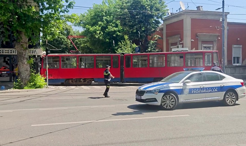 Električka československej výroby sa v Belehrade vykoľajila, 13 ľudí utrpelo zranenia