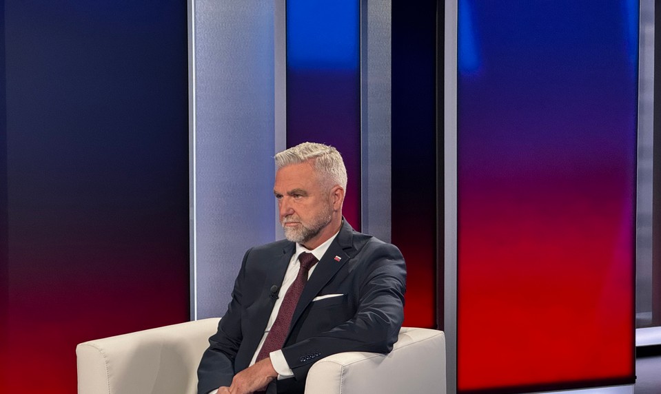 Politika 24: Cesta do Moskvy zatiaľ nie je definitívna. Fico má aj pozvanie od Trumpa
