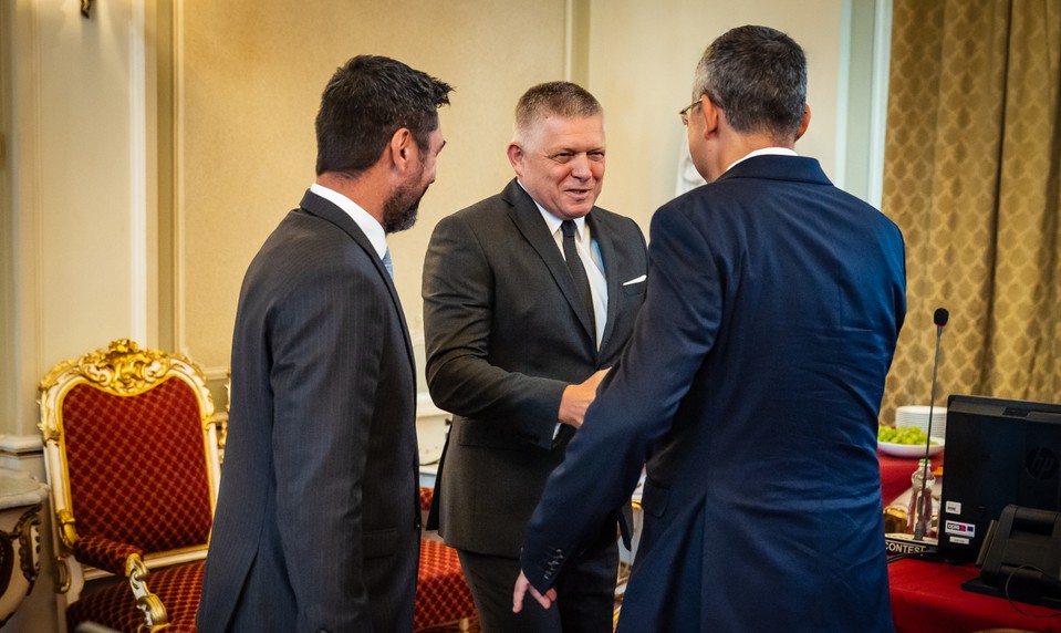 Rokovanie vlády po letnej prestávke: Schválila 19 bodov. Opozícia nešetrí kritikou