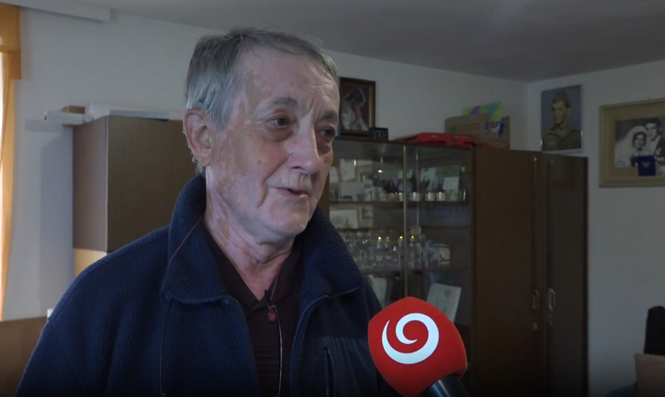 Krádežou tašky vo vlaku ho pripravil o sluch. Pán Jozef prosí zlodeja o jediné