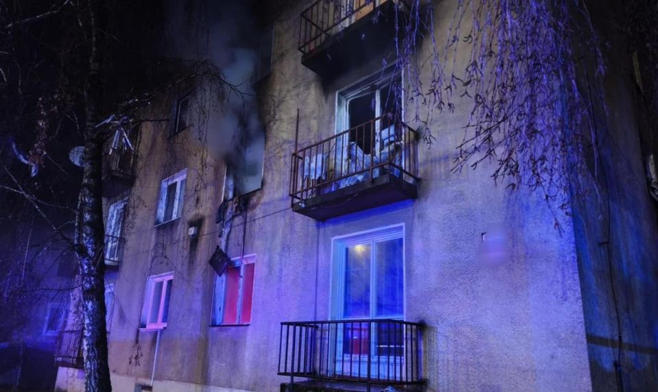 Výbuch plynu v Tornali zranil štyroch ľudí. Bytovku museli evakuovať