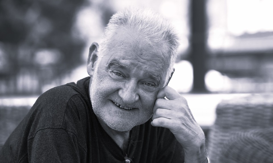 Zomrel maďarský filmový režisér Béla Tarr, autor Satanského tanga