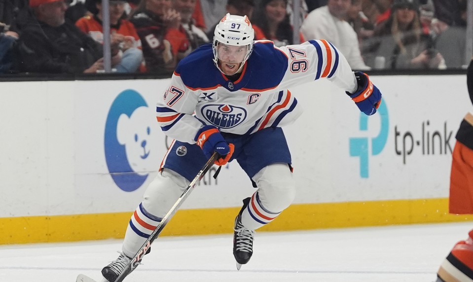 McDavid pokoril hranicu 100 bodov deviatykrát v kariére