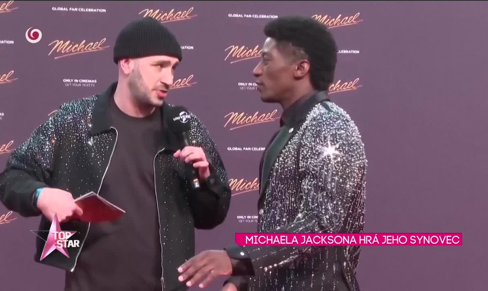 MICHAELA JACKSONA HRÁ JEHO SYNOVEC