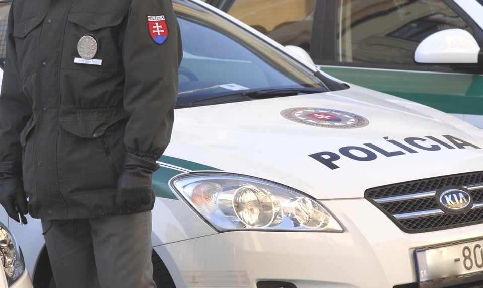 Policajt zo Svidníka čelí obžalobe za zneužívanie právomoci. Hrozí mu väzenie