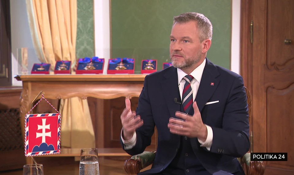 Pellegrini v Politika 24: Ak premiér hovorí o veľkom bielom koni, hovorme o vode a jadrovej energii