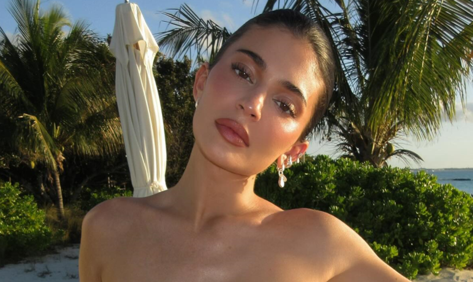 Influencerka bola kráľovnou večera: V týchto šatách zatienila Hollywood!