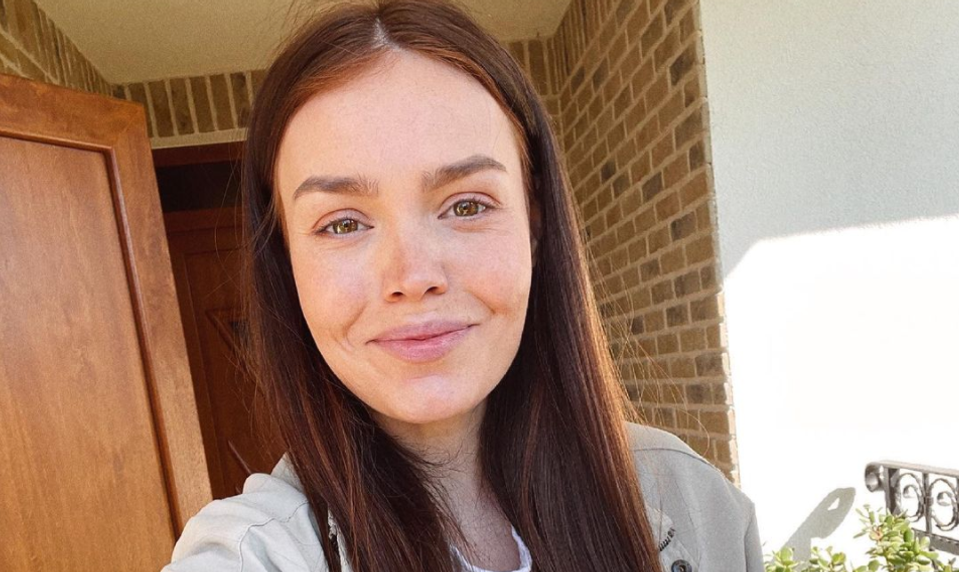 TEHOTNÁ herečka Mária BARTALOS sa nešetrí! Pozrite sa, čo VYVÁDZA tesne pred pôrodom! VIDEO