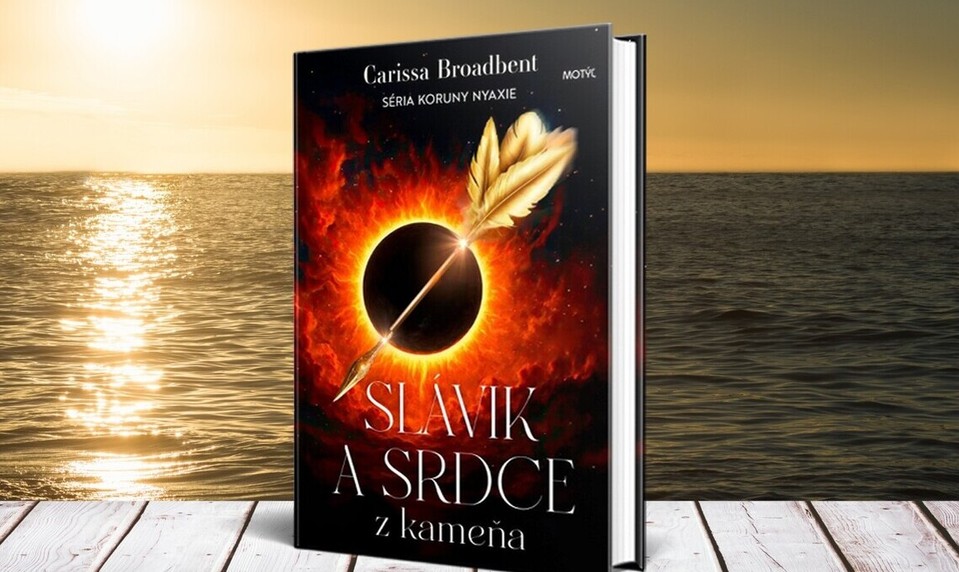 Láska silnejšia než bohovia. Slávik a srdce z kameňa uzatvára ságu Koruny Nyaxie