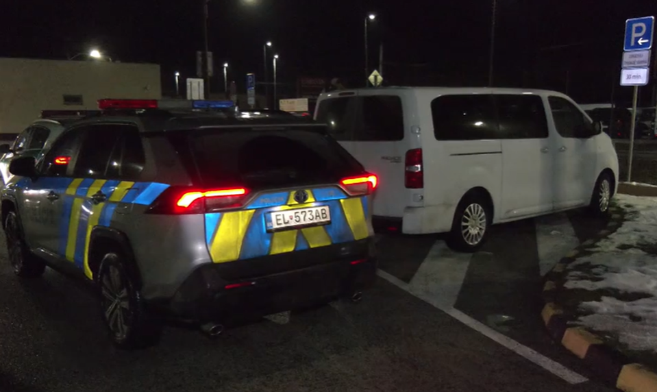 Autopožičovňa v šoku: Muž odviezol auto do Bosny, polícia ho pustila