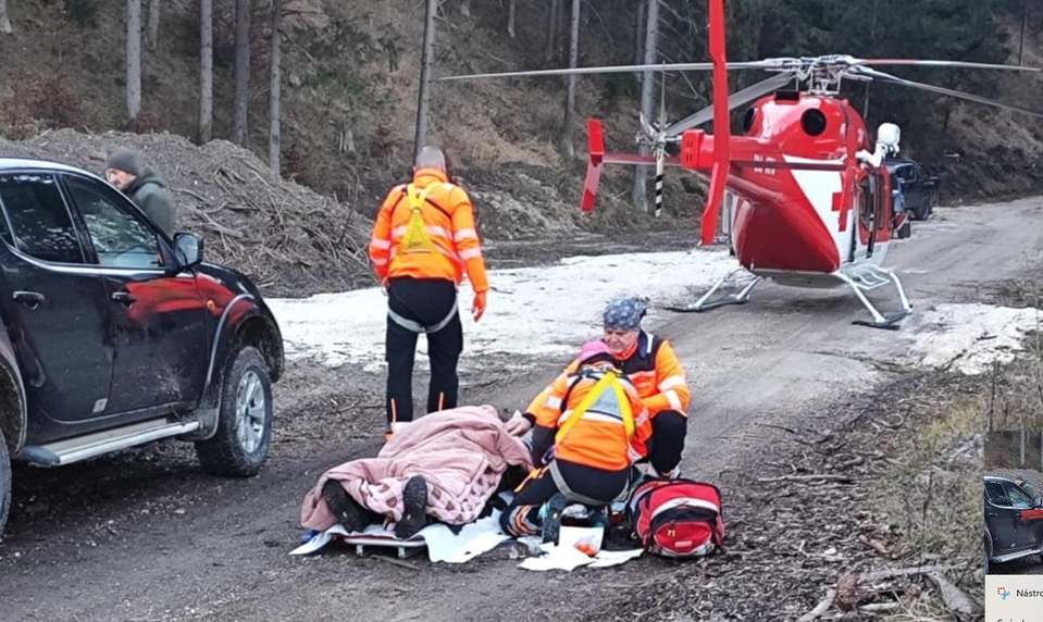 Nečakaná posila na frekventovanom priechode: Pri údržbe ciest pomáhajú väzni