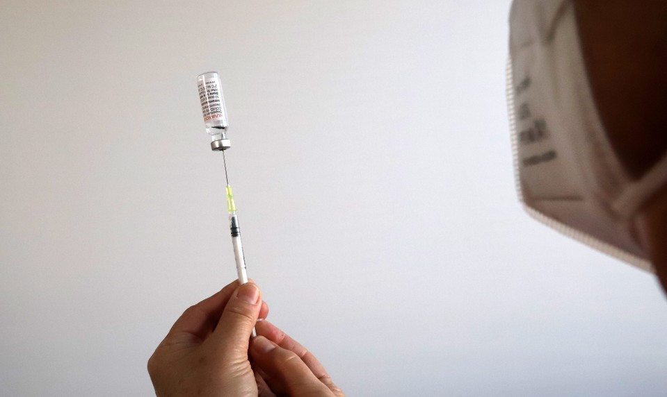 Lekárne hlásia nedostatok vakcín proti hepatitíde A. Rodičia ich hľadajú v zahraničí