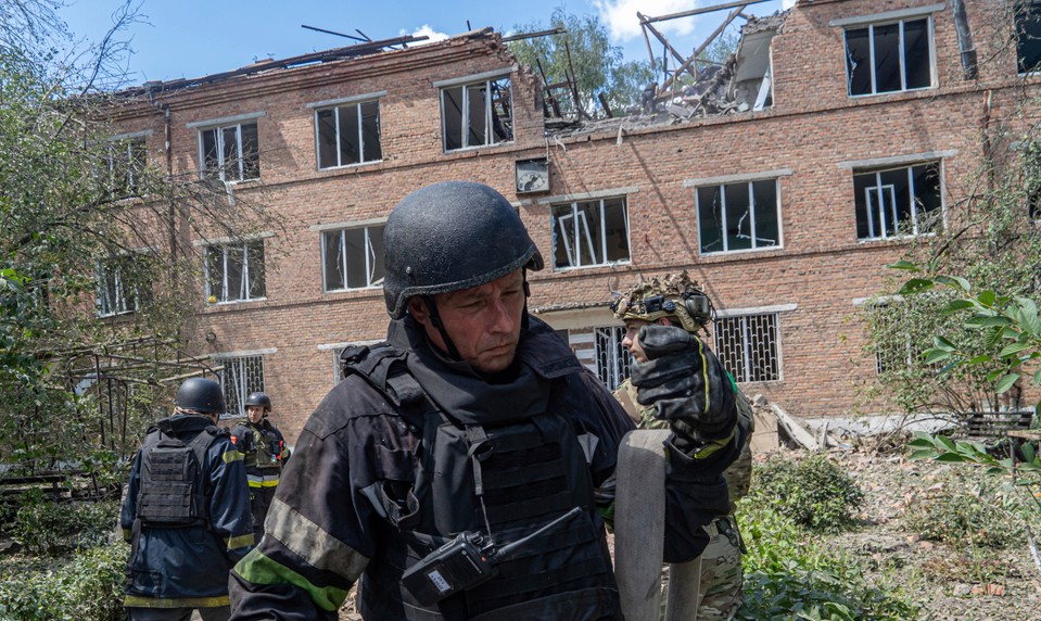 Rusko a USA sú blízko k „diplomatickému riešeniu“ vojny. Putinov vyslanec verí, že skončí do roka