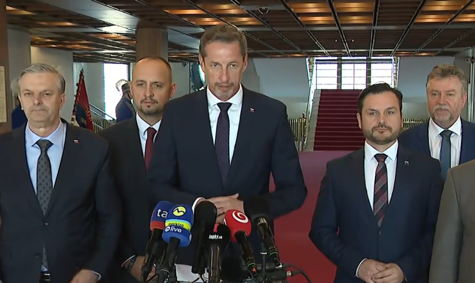 Tlačová beseda strany KDH: Fico pripravuje krádež volieb