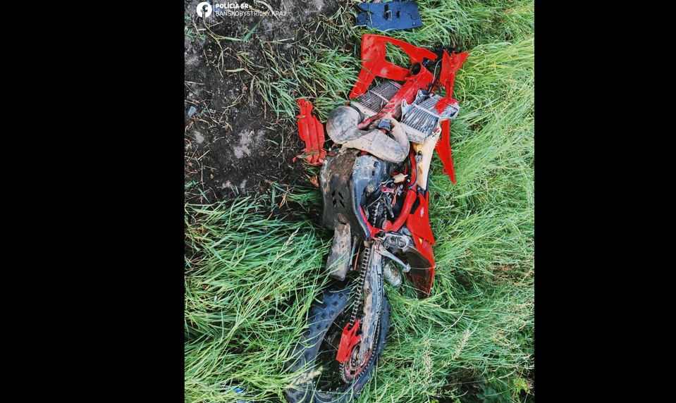 Čelná zrážka v Banskej Štiavnici si vyžiadala život len 22-ročného motocyklistu