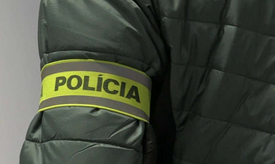 Polícia vykonáva razie v Trnavskom a Banskobystrickom kraji. Cieľom sú členovia organizovanej skupiny