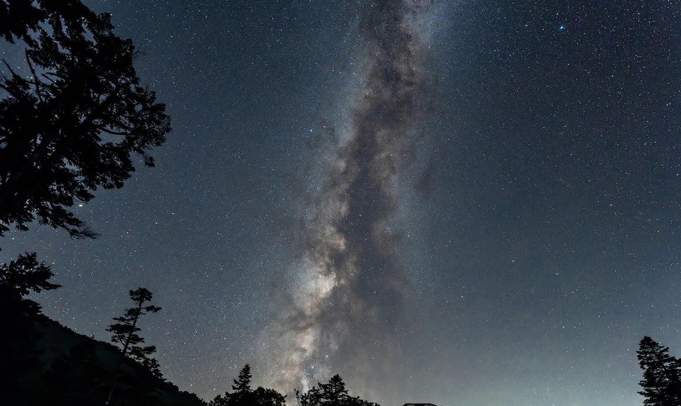 Z jadra Mliečnej cesty vyšiel záhadný signál