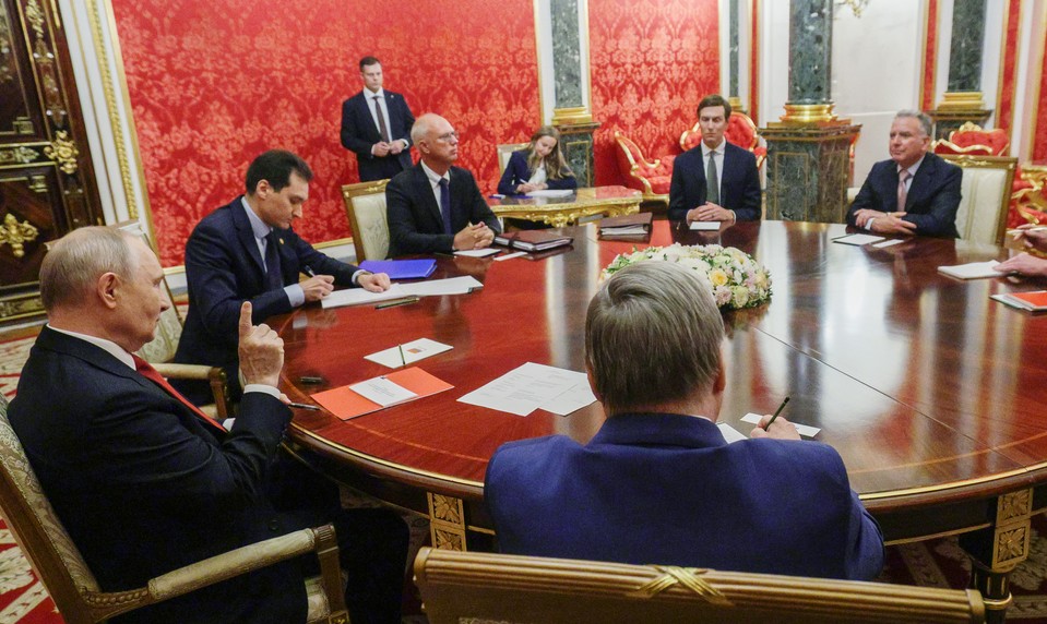 Nová šanca na mier? Putin začal rokovať s Trumpovými vyslancami o Ukrajine