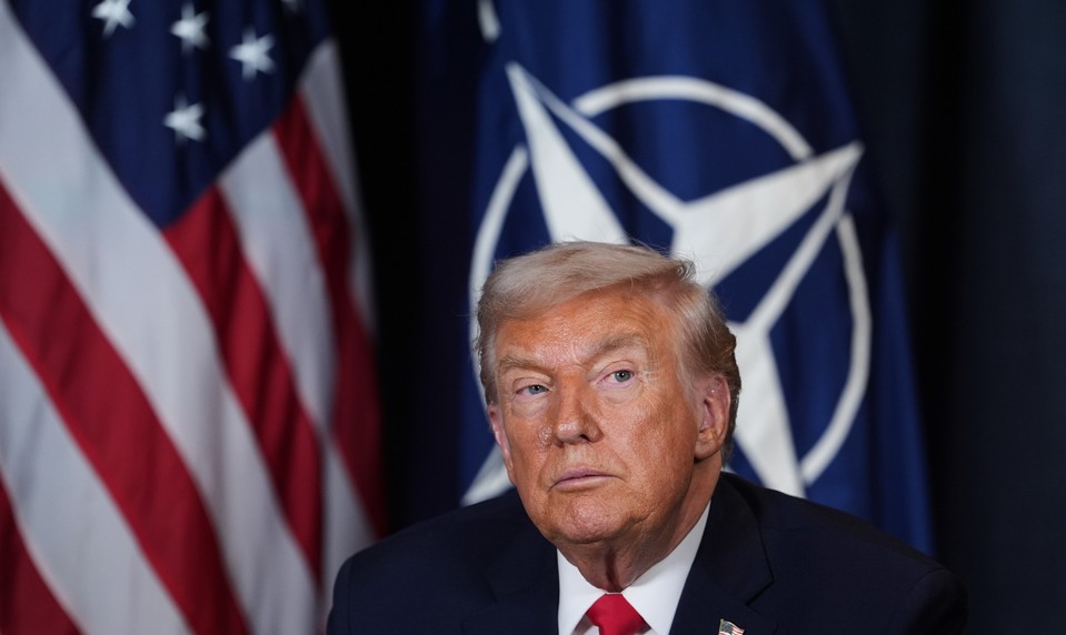 Donald Trump podpisom Charty založil Radu mieru. Prizval do nej približne 60 krajín